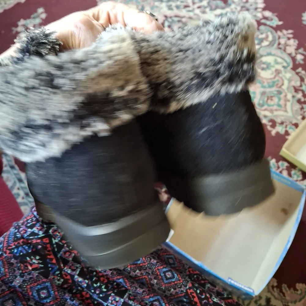 Cozy Black Faux Fur Lined Winter Boots